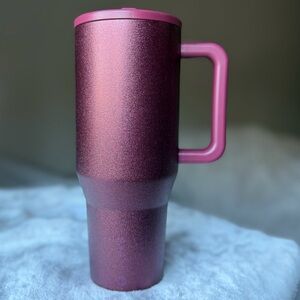 HydroJug WINTER BERRY 32 OZ Traveler Birthday NWT IN HAND Glitter Red